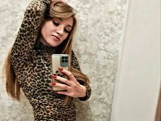 Erotický videohovor Black-Wine