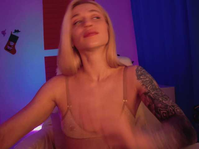 Snímky obrazovky vysielania DigitalAlexa