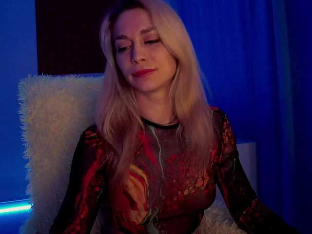 Snímky obrazovky vysielania DigitalAlexa