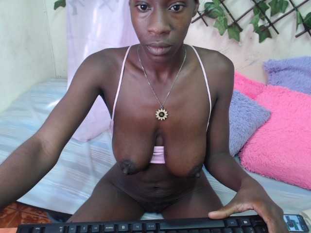 Snímky obrazovky vysielania blackxxhorny