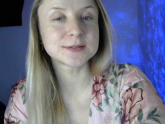 Snímky obrazovky vysielania blonde-kisses