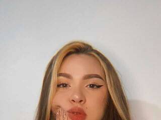 Erotický videohovor Blondie-Kiutt