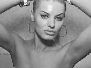 Erotický videohovor blondiestar