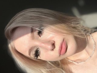 Erotický videohovor BLONDINO4KA