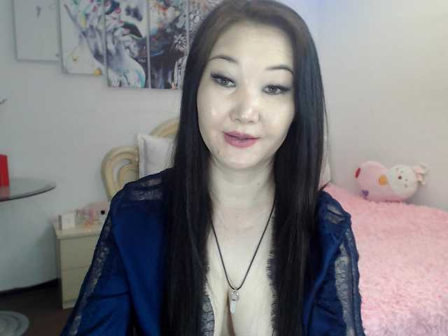 Snímky obrazovky vysielania shellymoon