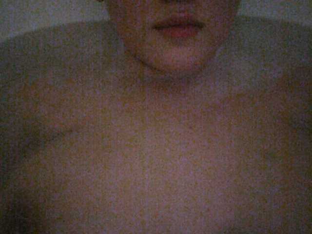 Snímky obrazovky vysielania SofiNikson