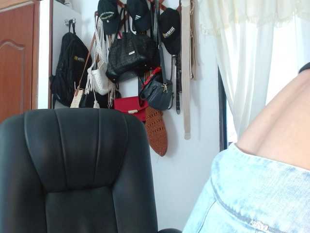 Snímky obrazovky vysielania Briggiteskyangels