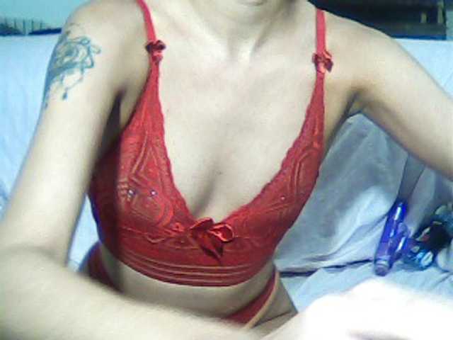 Snímky obrazovky vysielania AsunaBrunna