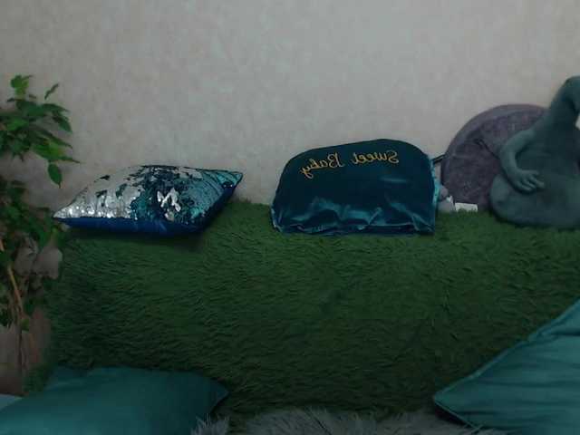 Snímky obrazovky vysielania Busilady