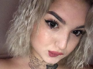 Erotický videohovor CamillaCherry03