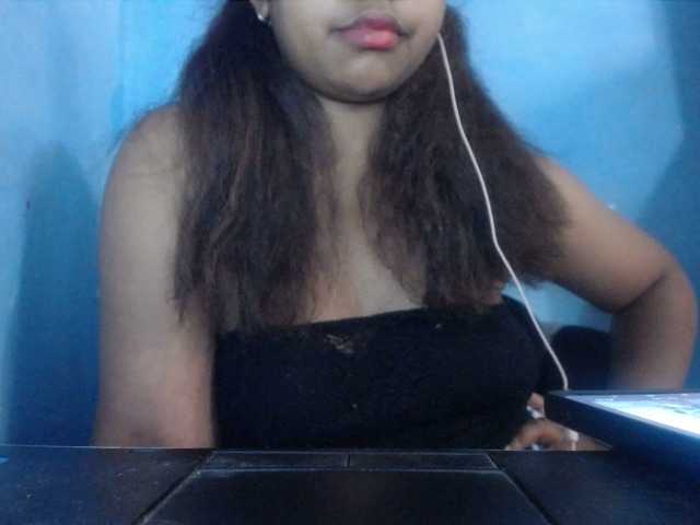 Snímky obrazovky vysielania Camille8