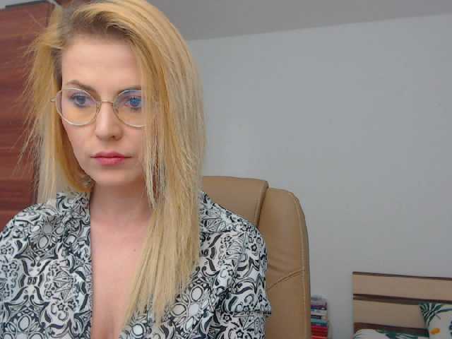 Snímky obrazovky vysielania Candy-Like