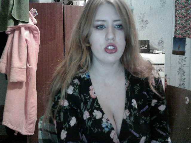Snímky obrazovky vysielania Candy003