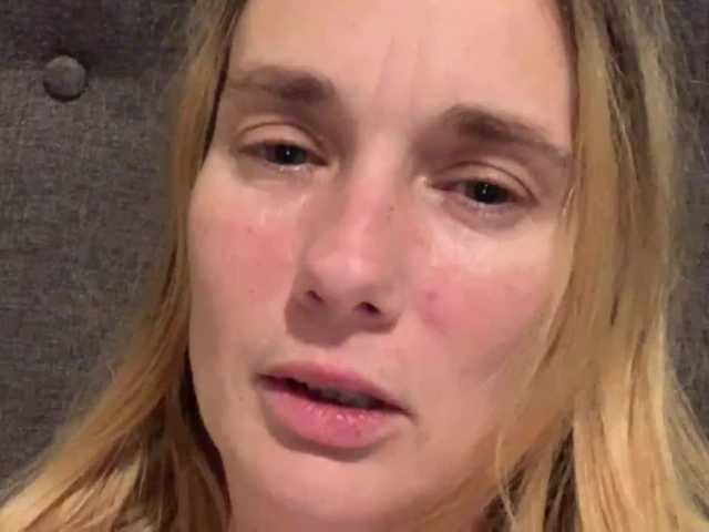 Snímky obrazovky vysielania Candyapplez