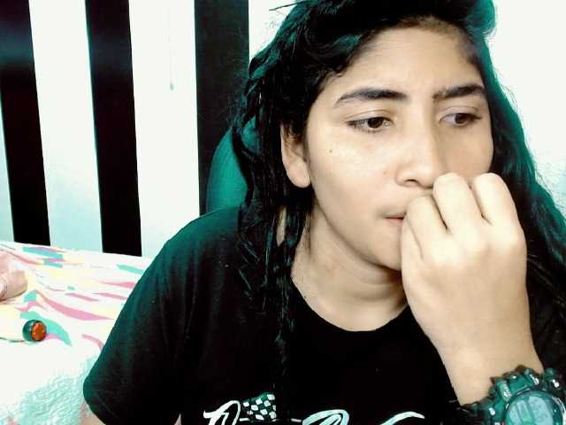 Snímky obrazovky vysielania CandyKasss