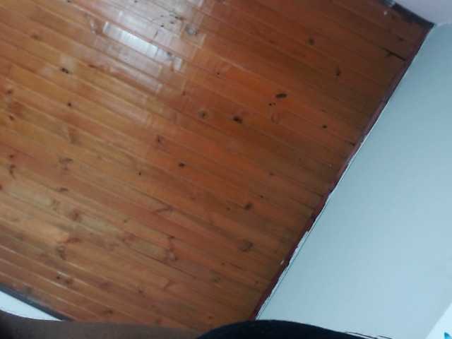 Snímky obrazovky vysielania carameloblack