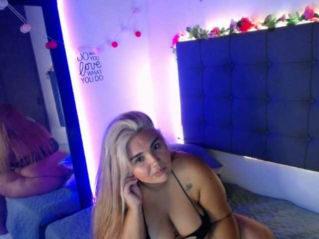 Fotografie CaroEscobar HELLO MY LOVES I AM VERY NAUGHTY AND I WISH YOU MAKE ME SCREAM WITH PLEASURE WITH MY LUSH :) :) FOR US TO HAVE FUN I PUT YOUR NAME ON MY TITS FOR 200 TKD