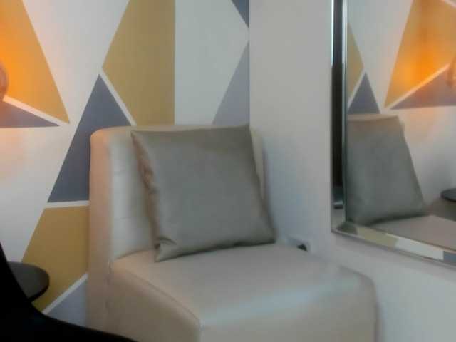 Snímky obrazovky vysielania CaseyRosse