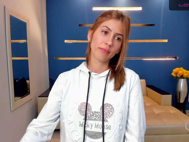 Fotografie CassieKleinX Guys I'm hotter than ever this week ♦ Ask for Any Flash ♦ Goal :Fuck Pussy ▼PVT open ♥ 1735