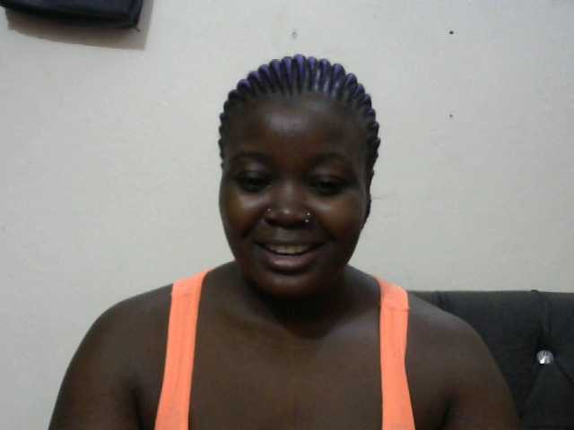 Snímky obrazovky vysielania Cateybanks