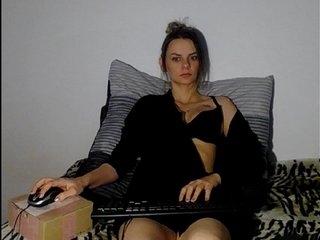 Snímky obrazovky vysielania CatherineKiss