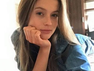 Erotický videohovor CHANEL77777