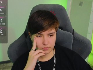 Erotický videohovor CharlieeAdams