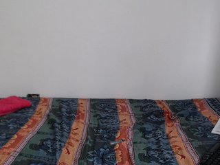 Snímky obrazovky vysielania charlizelatin