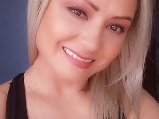 Erotický videohovor Charlizetheron1