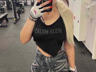 Erotický videohovor CharlottaShy