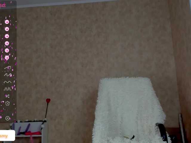 Snímky obrazovky vysielania Charmesmi