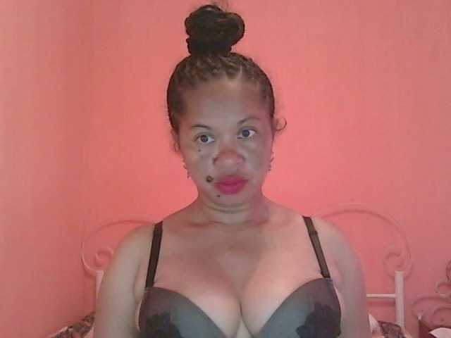 Snímky obrazovky vysielania chatte-rose