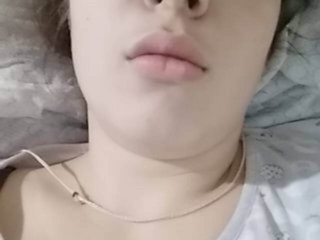 Snímky obrazovky vysielania cherry-cake