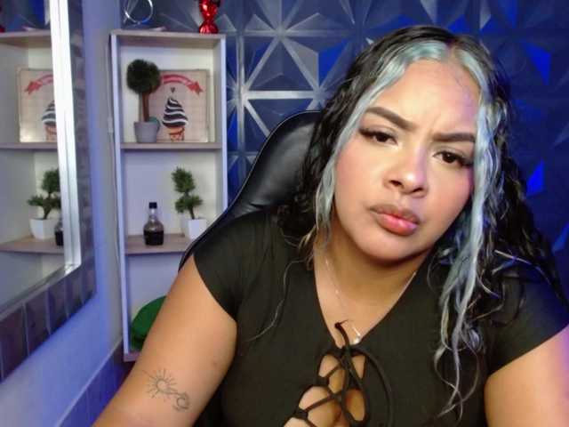 Snímky obrazovky vysielania chloe-ebony