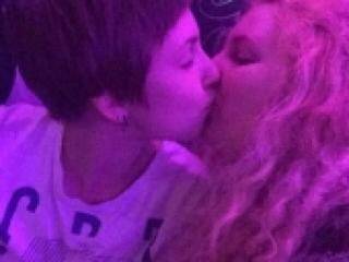 Erotický videohovor chlorid