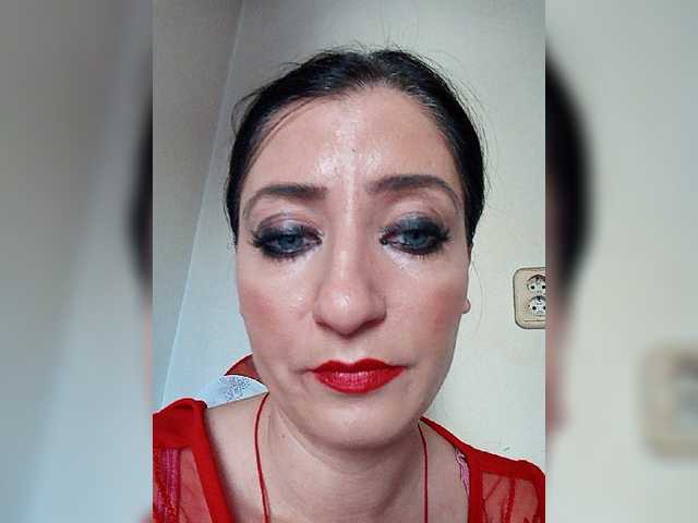 Snímky obrazovky vysielania ChristianaHot