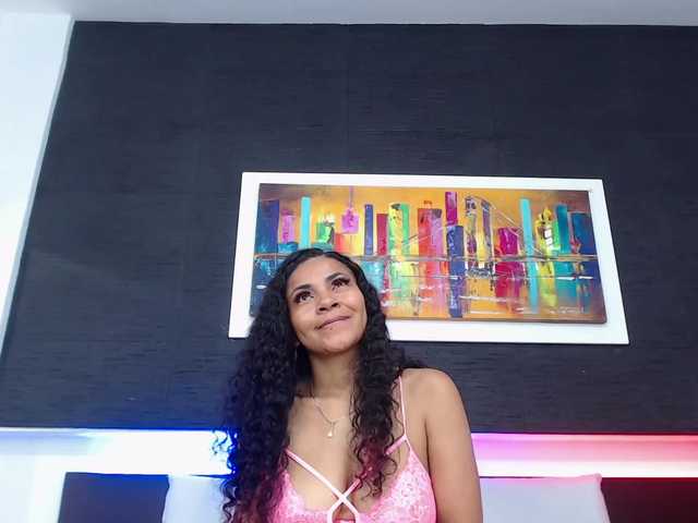 Fotografie CinthiaBrown Hello guys, I really horny today, I want to feel your big cock in my mouth/goal show/blow job naked/100tkn