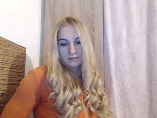 Fotografie Claraxd8 hi, hru , welcome to my room ! make me cum 1000