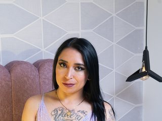 Erotický videohovor Clarise-Allen