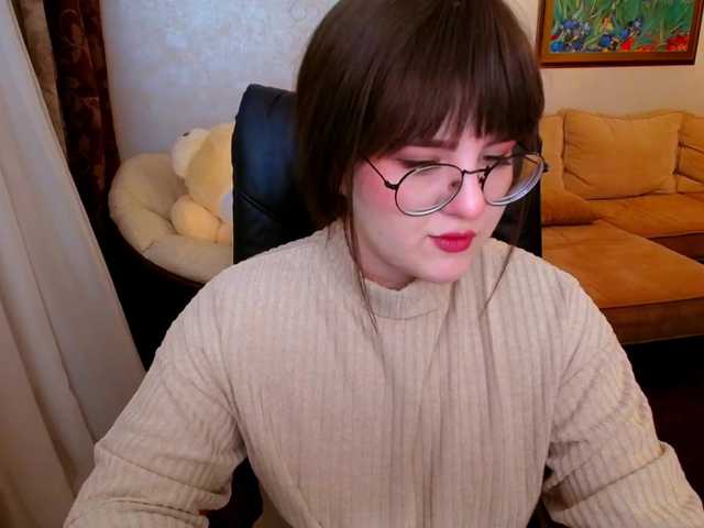 Snímky obrazovky vysielania CloudOfTender