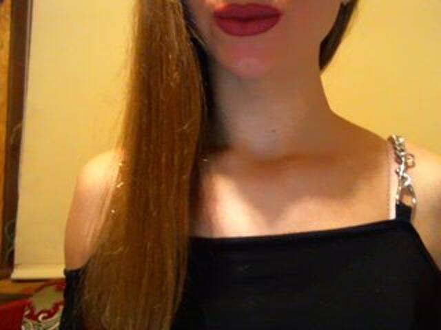 Snímky obrazovky vysielania CocoMademoise