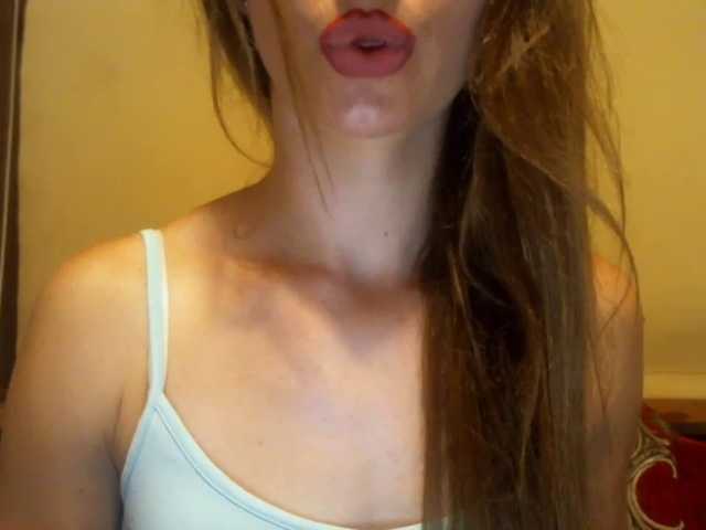 Snímky obrazovky vysielania CocoMademoise