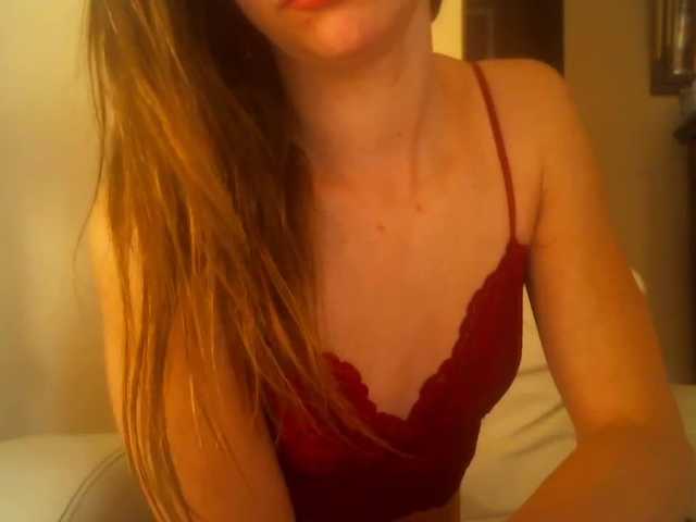 Snímky obrazovky vysielania CocoMademoise