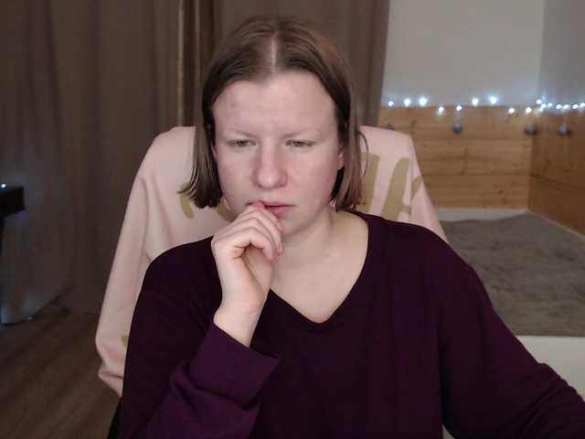 Fotografie Coconut_Legs i have no tip goal but lush inside. use tip menu or start pvt to have a show. #bigboobs #flexible #readhead #asmr #muscle