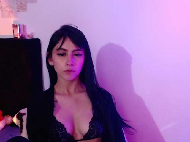 Fotografie Coraliinee Hello guys happy come and let's be naughty together ♥