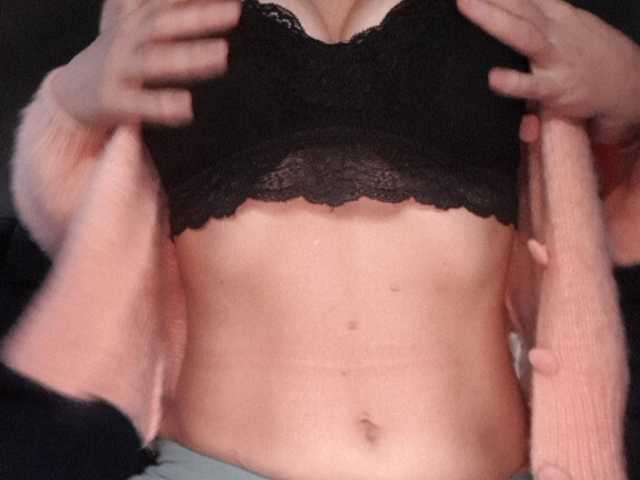 Snímky obrazovky vysielania Cotlettka