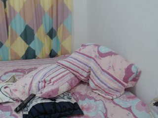 Snímky obrazovky vysielania crazyfrekles