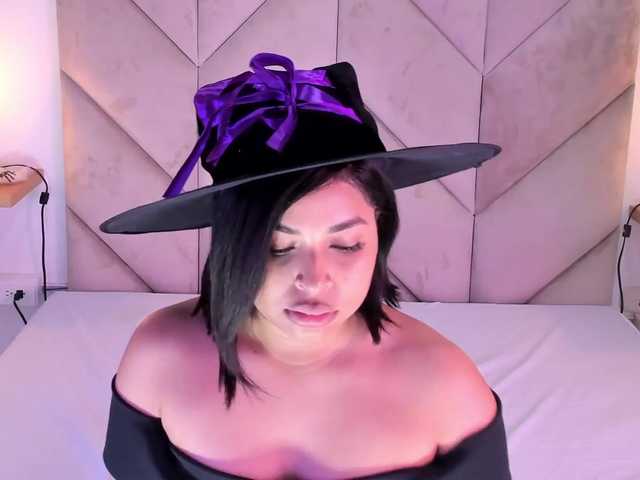 Snímky obrazovky vysielania CristalCrafor