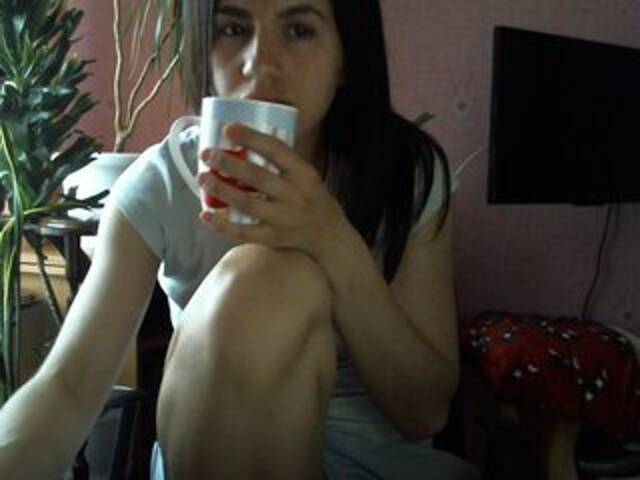 Snímky obrazovky vysielania CryptexMNML