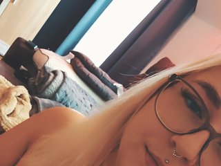 Erotický videohovor Curvymelli97